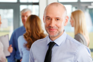 estudios para trabajar en un banco